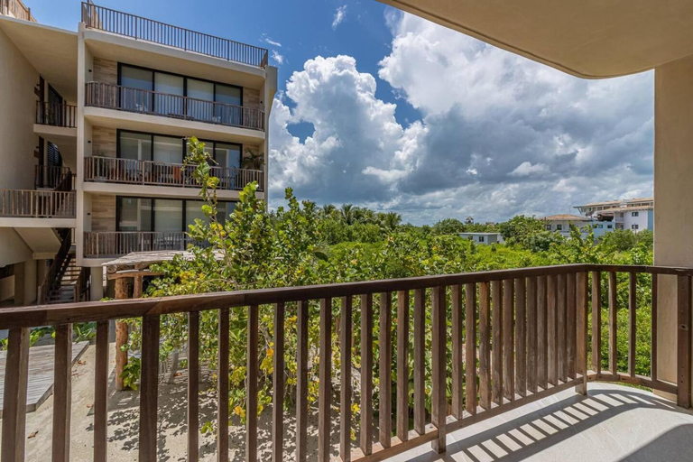 Others 4, Pool View Loft Steps From The Ocean in Punta Cocos - C101, Lázaro Cárdenas