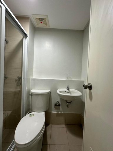 Bathroom, Pine Suites Tagaytay, Tagaytay City