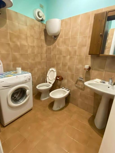 Bathroom 2, Appartamento incantevole in pieno centro storico, Perugia