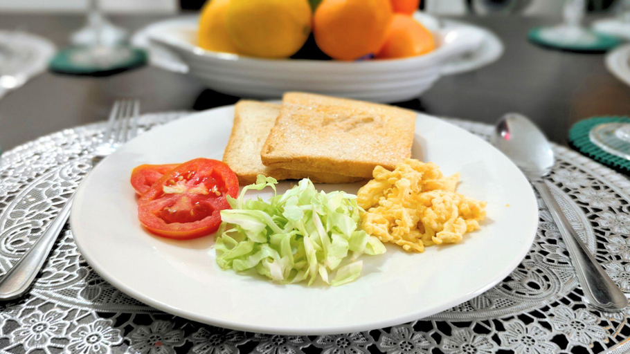 Food & Drinks 5, Ormoc Mountain View Cottage, Ormoc City