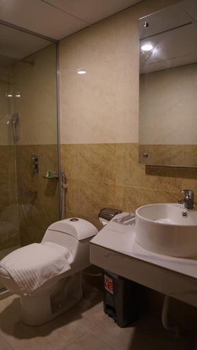 Bathroom 4, Grand Vistana, Dhaka
