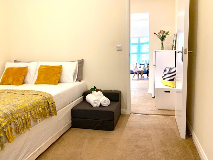 Bedroom 2, Eastbourne 1&2, East Sussex