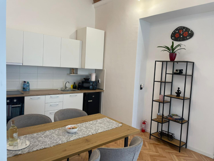 Others 2, Central apartment with 2 bedrooms and 2 bathrooms, Oradea