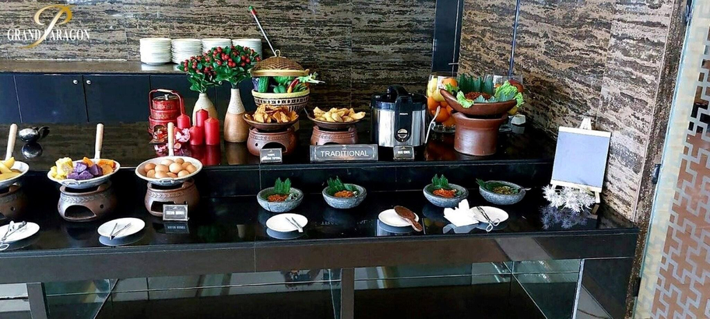 Food & Drinks 25