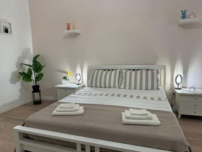 Bedroom 3, Viktoria Fortunata, Napoli