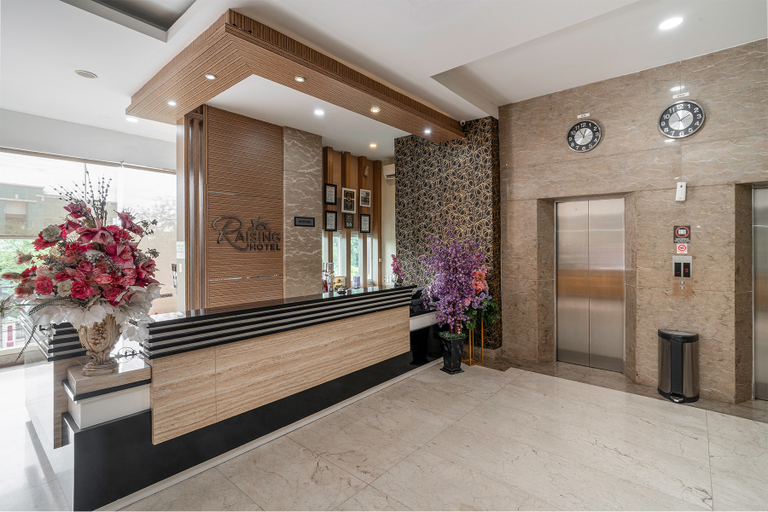 Raising Hotel Panakkukang Makassar By LIFE, Makassar