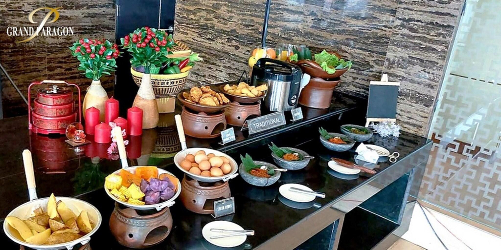 Food & Drinks 30