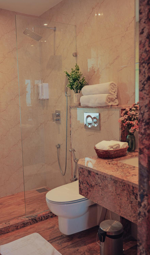 Bathroom 3, The Novello by Hotel Evergreen, Dehradun