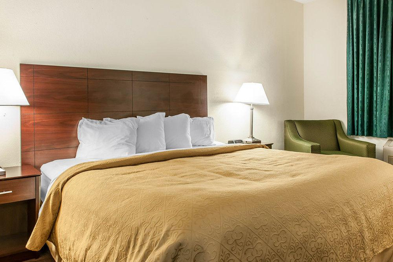 Bedroom 4, Quality Inn & Suites Danville East, Vermilion