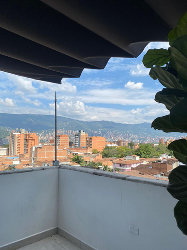 Others 5, 80Cooliving Medellin, Medellín