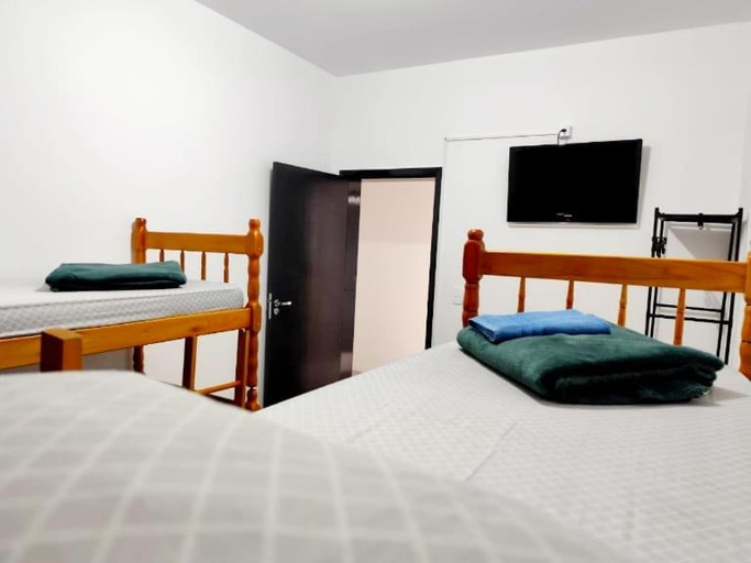 Others 3, Ferdin Hostel e Pousada, Joinvile