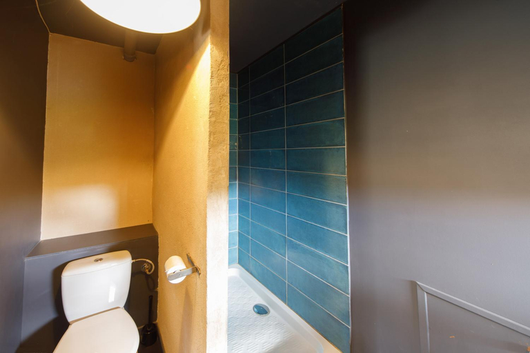 Bathroom 3, Chambres et maisons d'hotes du Prieure de la Bajasse - Le 1150, Haute-Loire