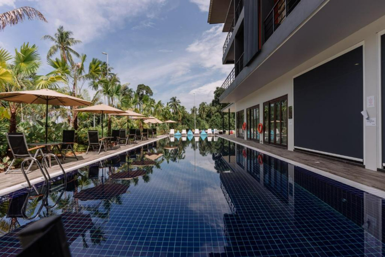 Sport & Beauty 5, Roxy Sematan Villa & Townhouse, Lundu