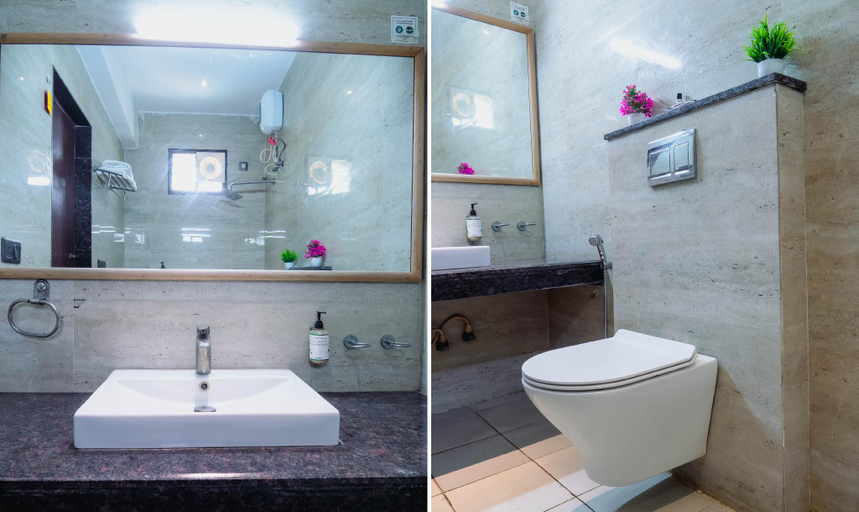 Bathroom 4, Treebo Kingsbury Fiesta Vellore, Vellore