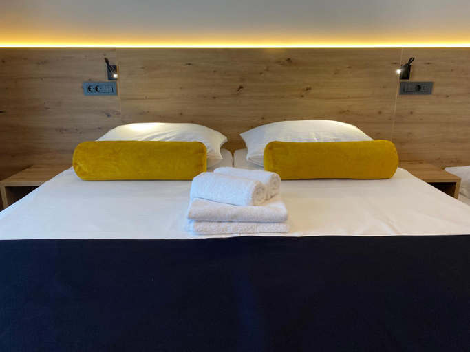 Others 5, Hotel Leonardo, Slovenska Bistrica