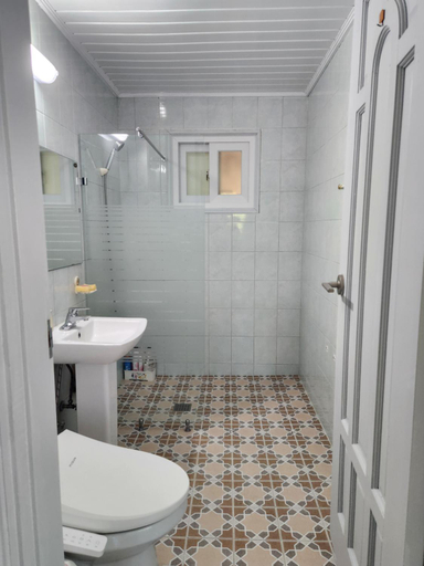 Bathroom 5, Gujeolcho Guesthouse, Gyeongju