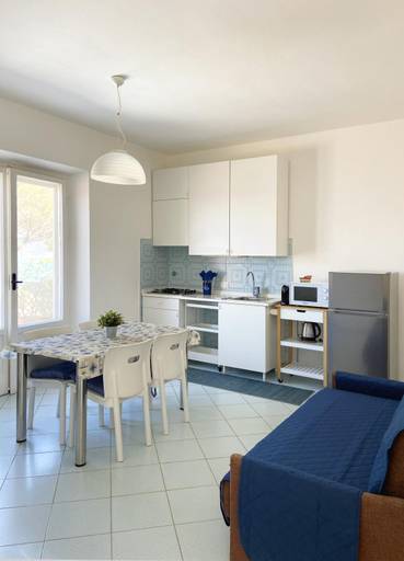Others 5, Residence Intur, Livorno