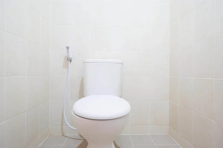 Bathroom 10