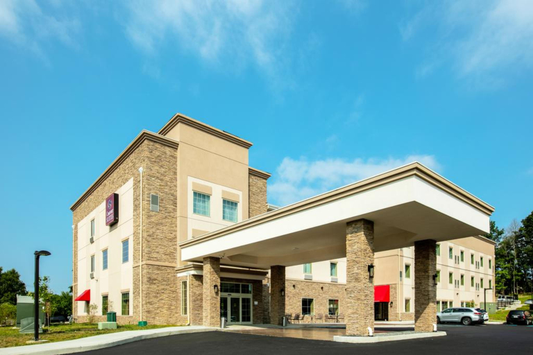 Exterior & Views 2, Comfort Suites Fishkill Area, Dutchess