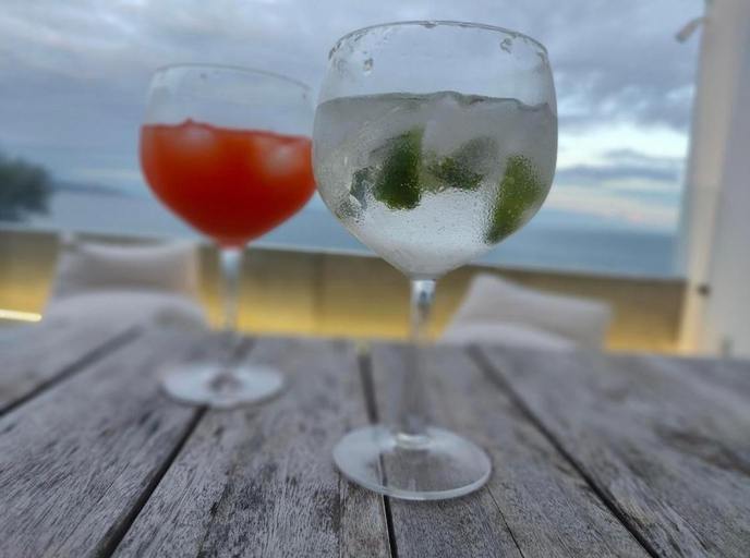 Food & Drinks, Barrocas Villas Azores, Ponta Delgada