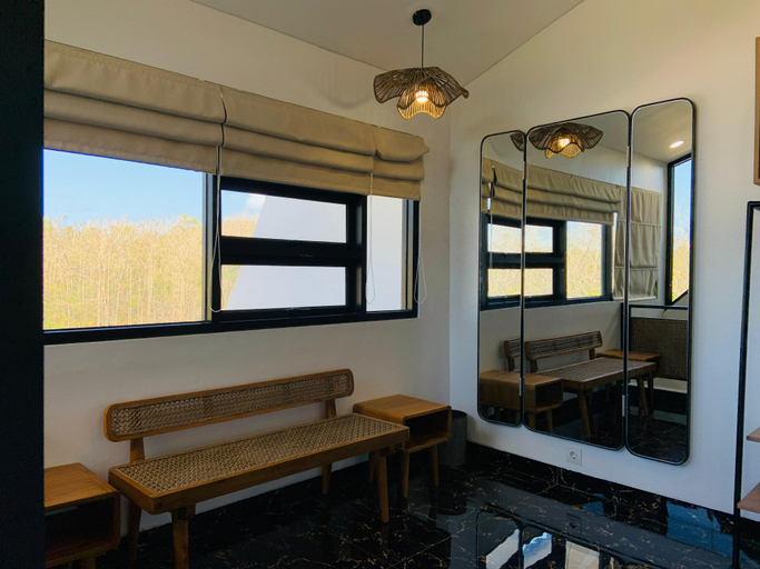 Bathroom 7
