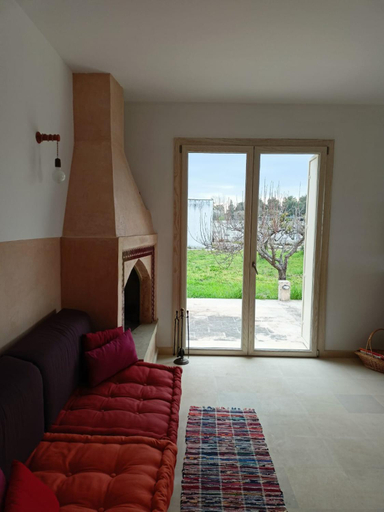 Others 2, Casina Angelico, Lecce
