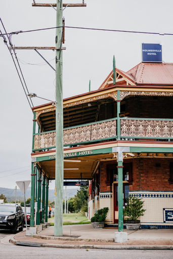 Exterior & Views 1, Holmesville Hotel, Lake Macquarie - North