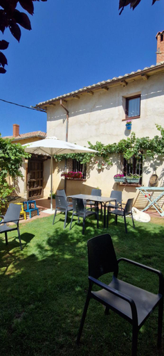 Others 3, Albergue Laganares - pilgrims hostel -, Palencia