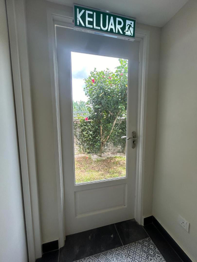Others 5, The Farmhouse, Kinta