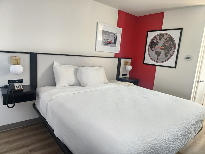 Bedroom 9