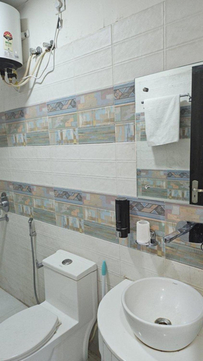 Bathroom 12