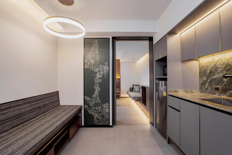 Dining Room 13