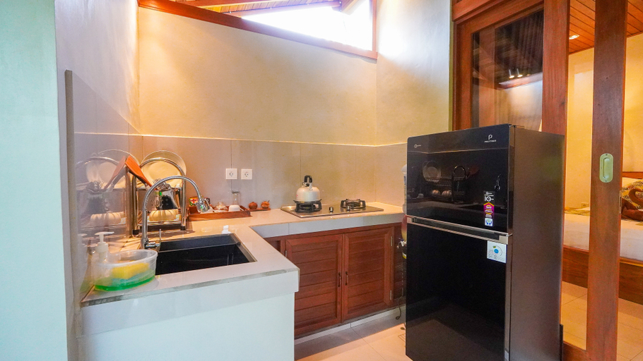 Dining Room 12