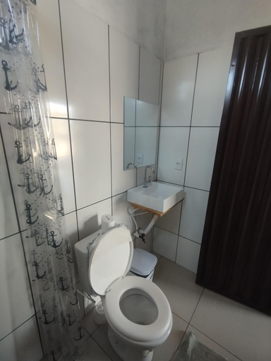 Bathroom 4, Pousada Sitio do Terrao a 500 metros da BR 040 e a 10 minutos da Prainha, Três Marias
