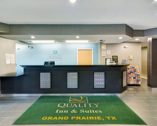 Public Area 2, Quality Inn & Suites Grand Prairie South, Tarrant