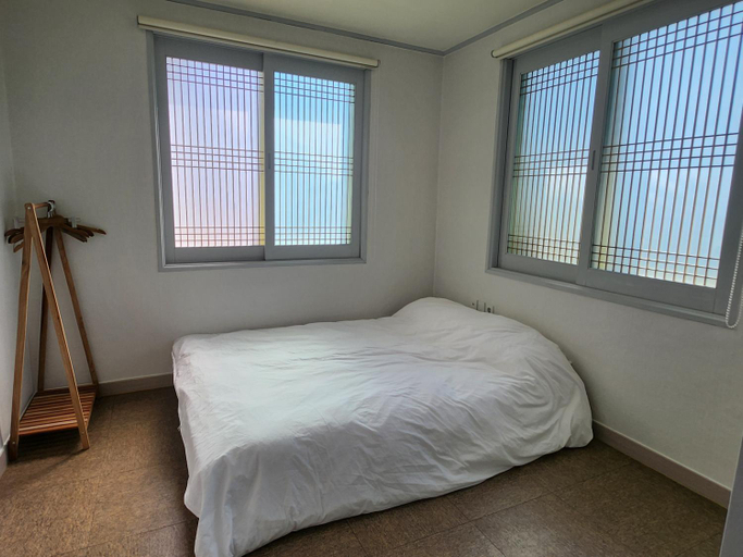 Bedroom 2, Gujeolcho Guesthouse, Gyeongju
