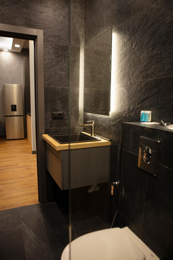 Bathroom 5, Villa 83, Yerevan
