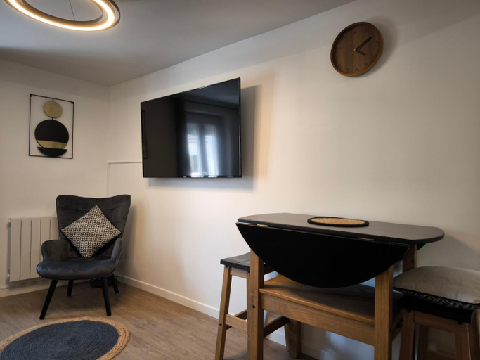 Others 4, Gites Zz - WiFi Fibre - Netflix, Disney - Sejours Pro, Aisne