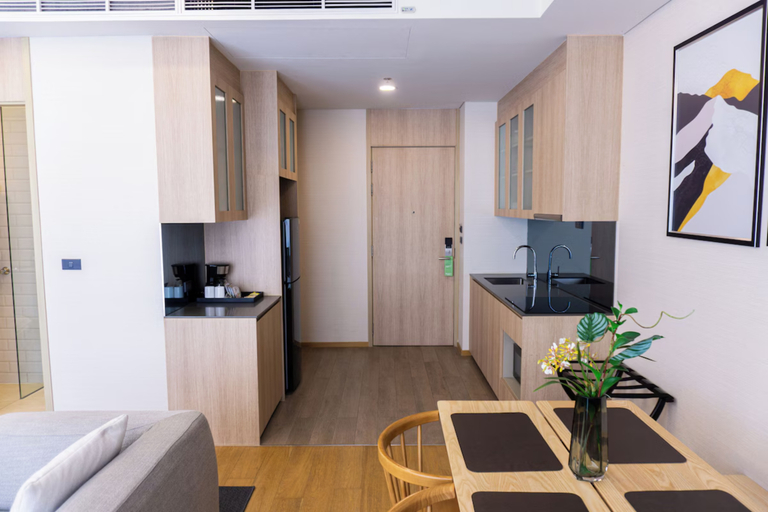 Dining Room 13