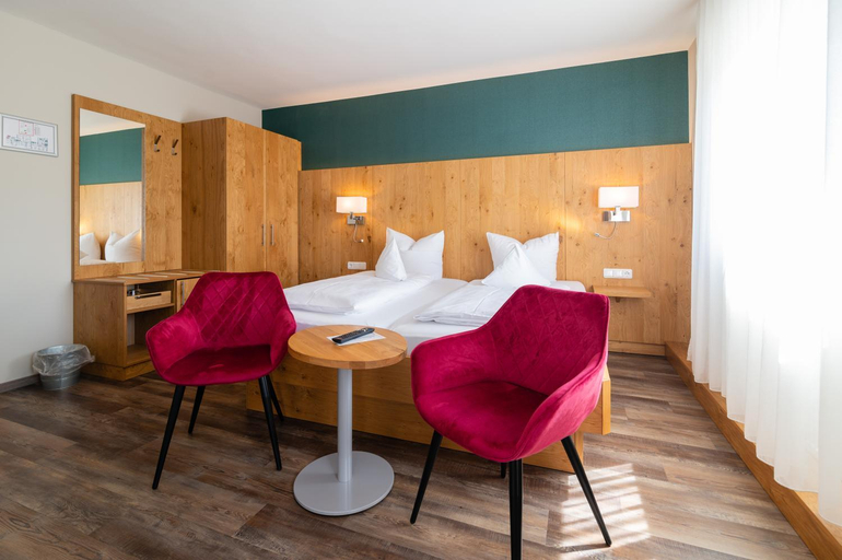 Bedroom 3, Hotel & Gasthof Richard Held, Regensburg