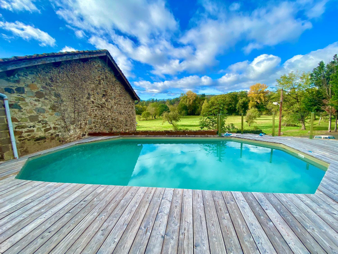 Sport & Beauty 4, Chambres et maisons d'hotes du Prieure de la Bajasse - Le 1150, Haute-Loire