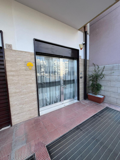Others 5, Il Pulo Guest House, Bari