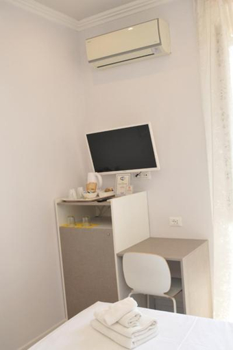 Others 4, MIGDAL Luxury Suites Roma Porta Portese, Roma