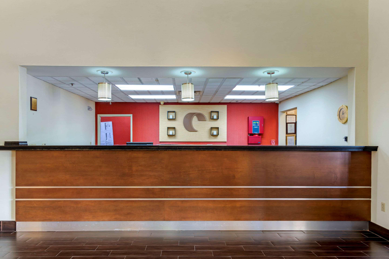 Public Area 2, Comfort Suites Milledgeville, Baldwin