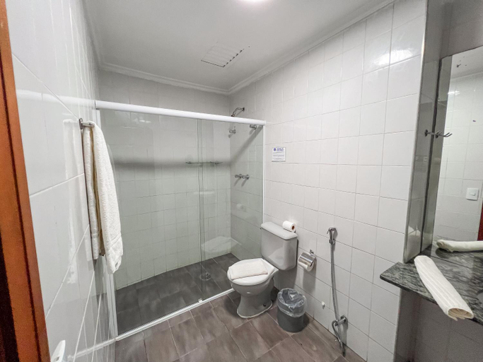 Bathroom 3, Euro Suit Campos do Jordao - 950 m da Vila Capivari, Campo Limpo Paulista