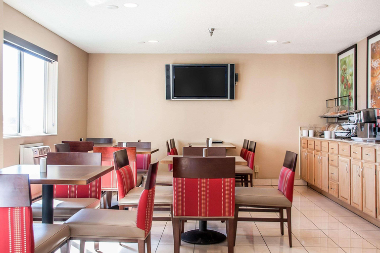 Food & Drinks 5, Comfort Inn, Otter Tail