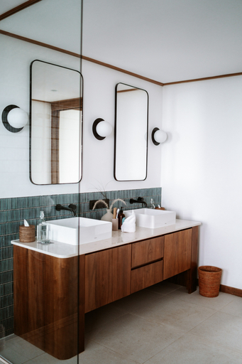 Bathroom 4