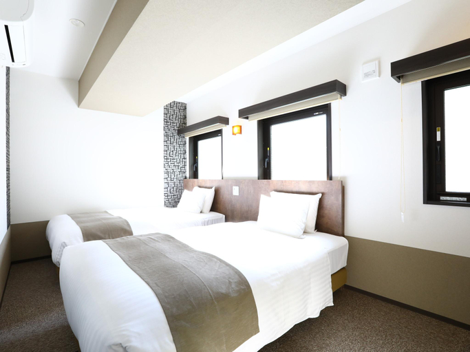 Bedroom 26