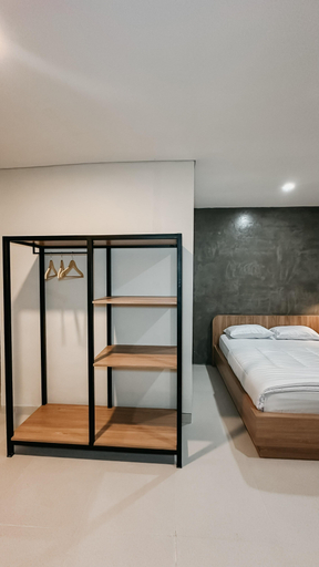 Bedroom 2, Asthaloka Bed & Chill Pasteur, Bandung