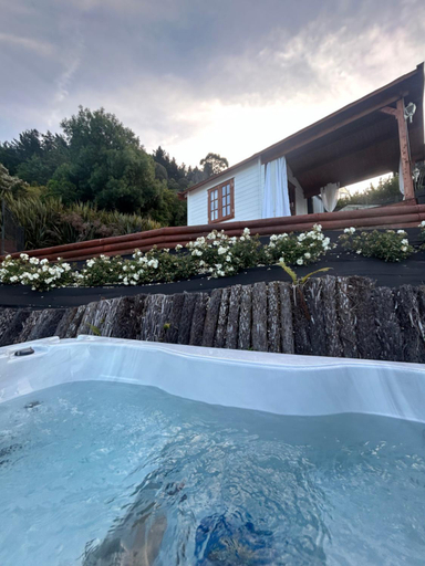 Others 2, The Petite Suite, Marlborough